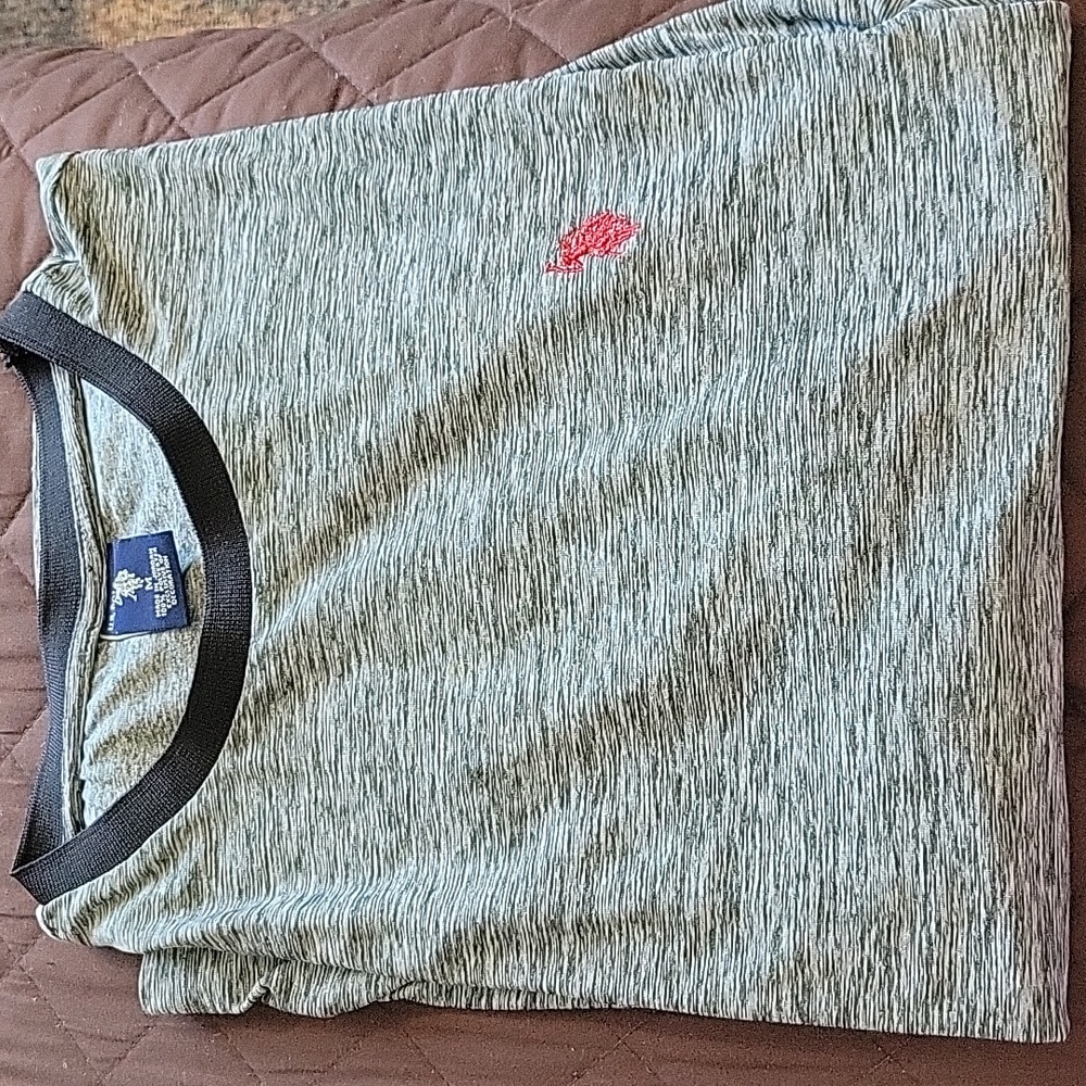 US polo medium tshirt NEW